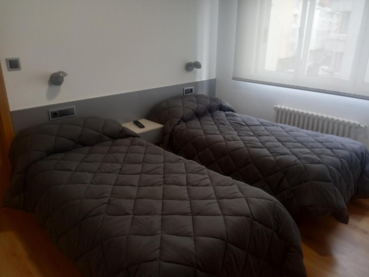 Hostal Outarelo Оуренсе Екстериор снимка