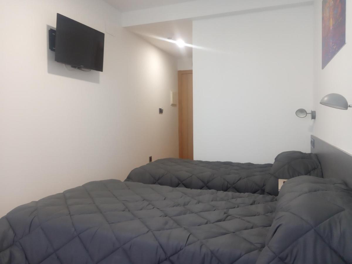 Hostal Outarelo Оуренсе Екстериор снимка