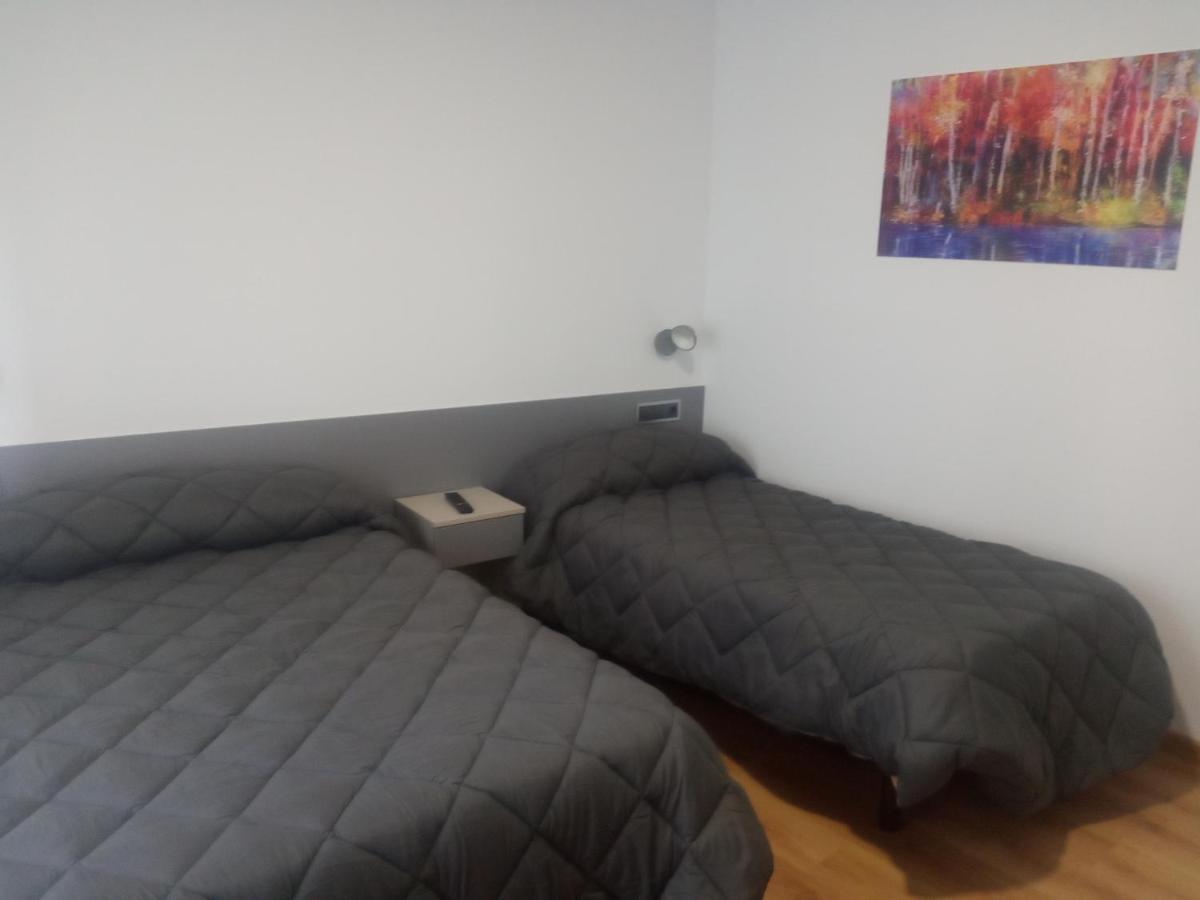 Hostal Outarelo Оуренсе Екстериор снимка