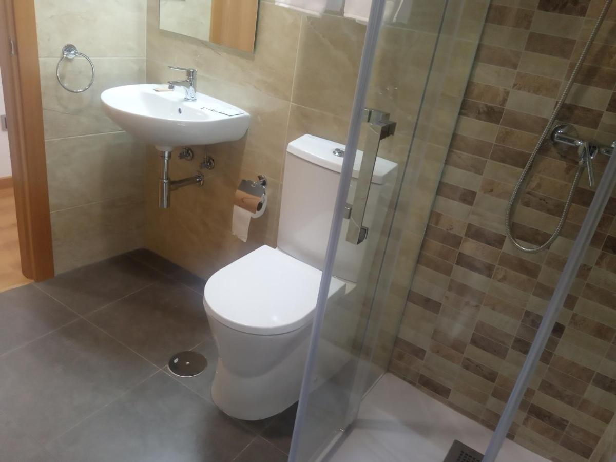 Hostal Outarelo Оуренсе Екстериор снимка